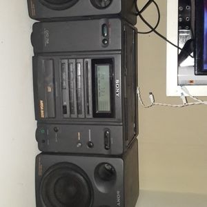 CFD-758 SONY BOOMBOX